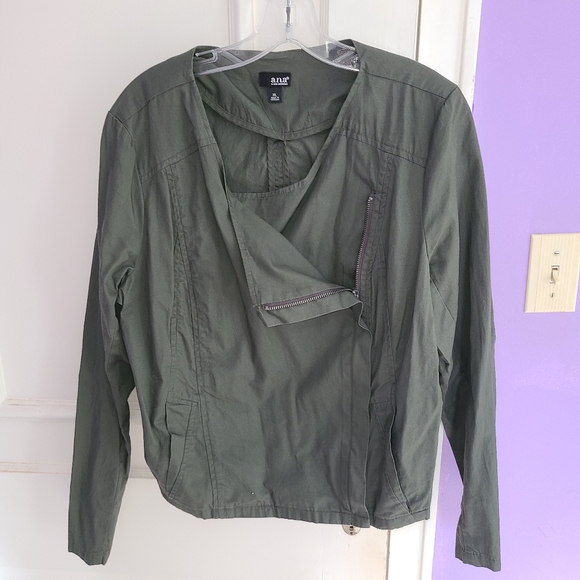 Military Style Jacket - Picture 6 of 7